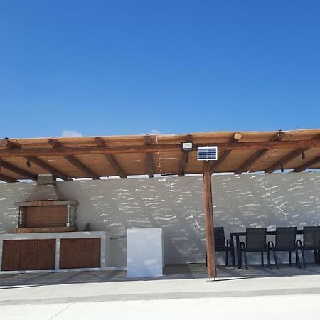 אפיארטיס Cato Agro 5, Seafront Villa With Private Pool מראה חיצוני תמונה